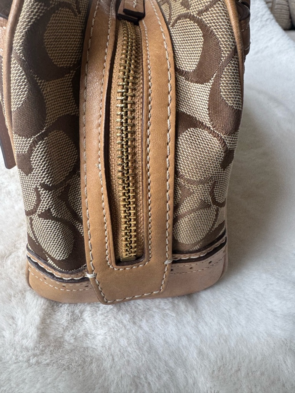 Coach Signature Hampton Satchel  Beige Canvas with Tan Leather Trim Style 10532 - Picture 4 of 8